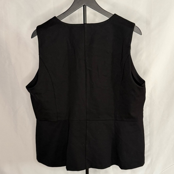 Halogen Black Stretch Crepe Button-Up Vest XXL NWT Fitted Flare - Picture 4 of 8